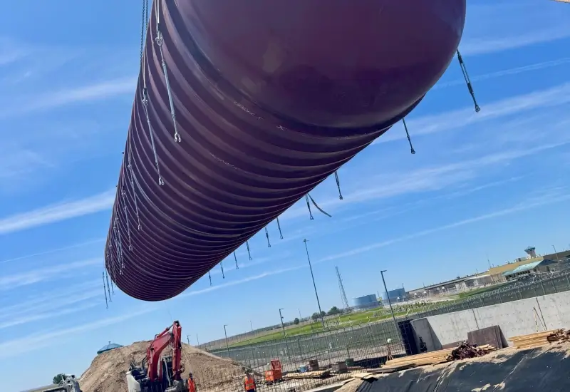Emergency generator fuel system